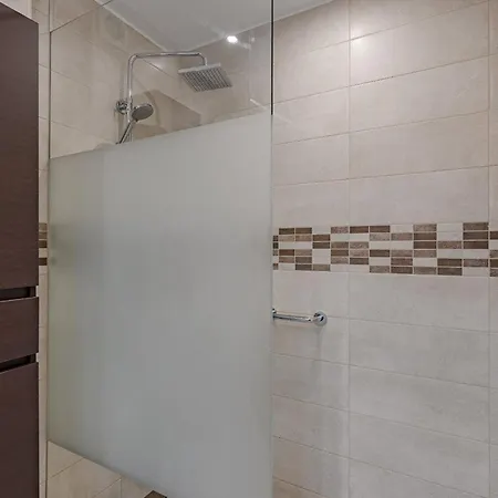 Verodal 2 Bedroom In Cristianos Apartment *